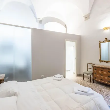 Caruso, By Short Holidays